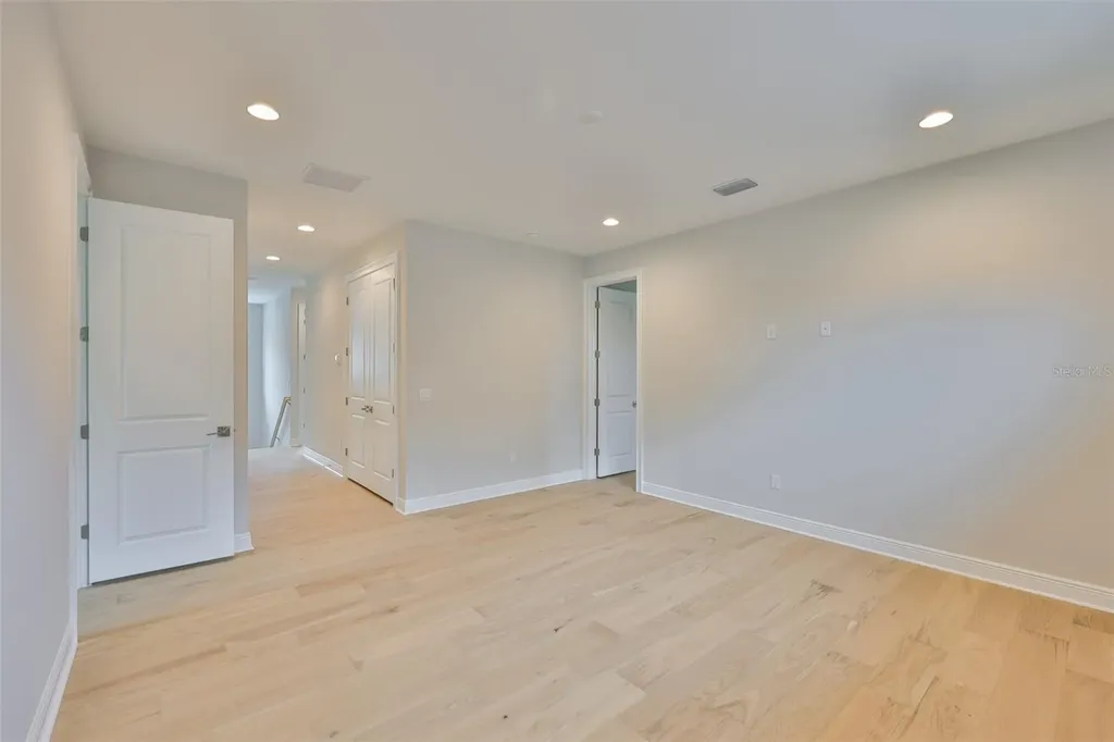 3616 W Platt Street Tampa FL 33609