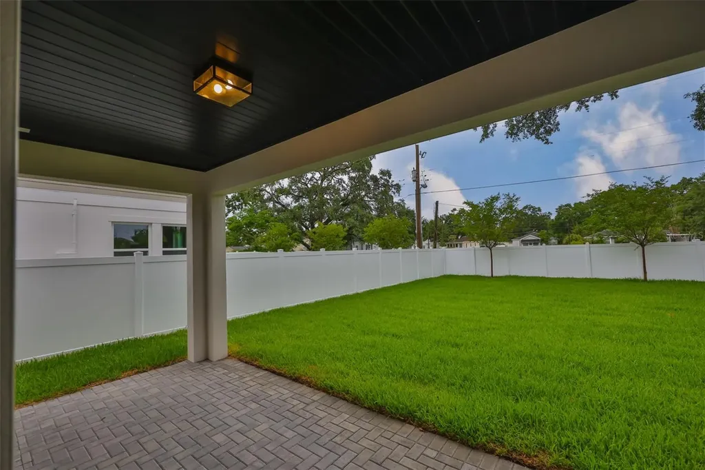 3616 W Platt Street Tampa FL 33609
