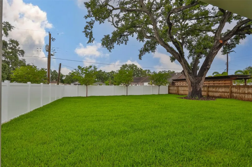 3616 W Platt Street Tampa FL 33609