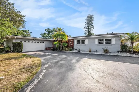 6811 N Himes Avenue Tampa FL 33614