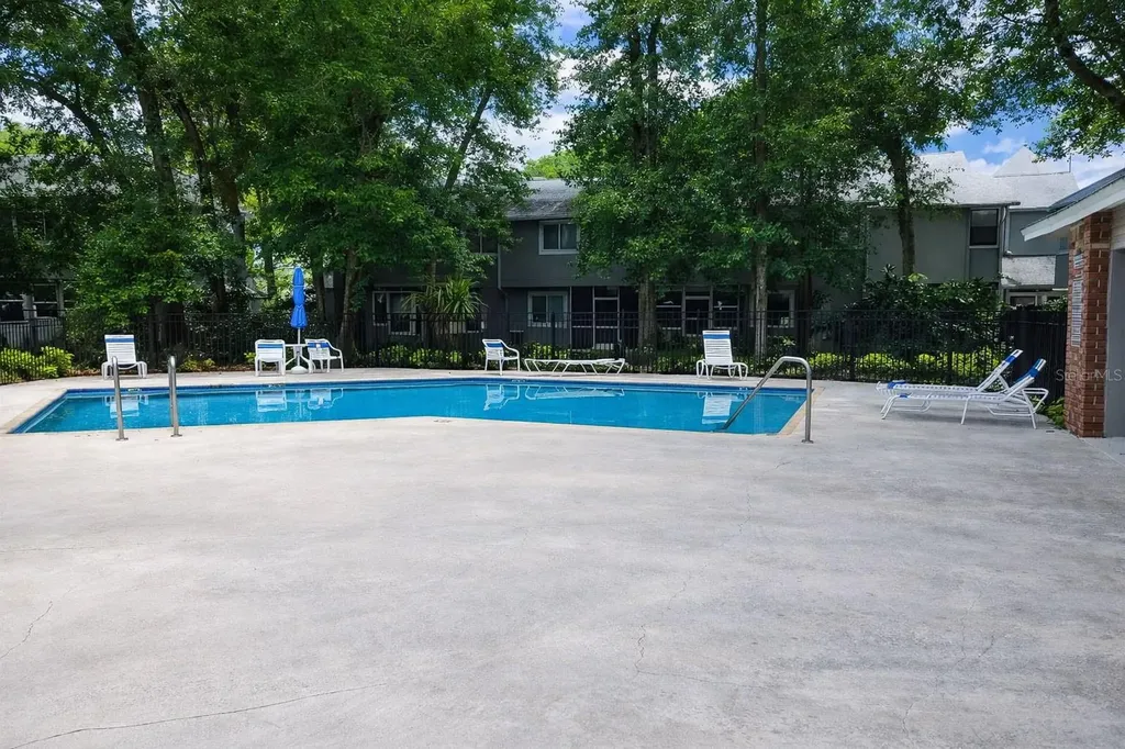 672 Post Oak Circle Altamonte Springs FL 32701