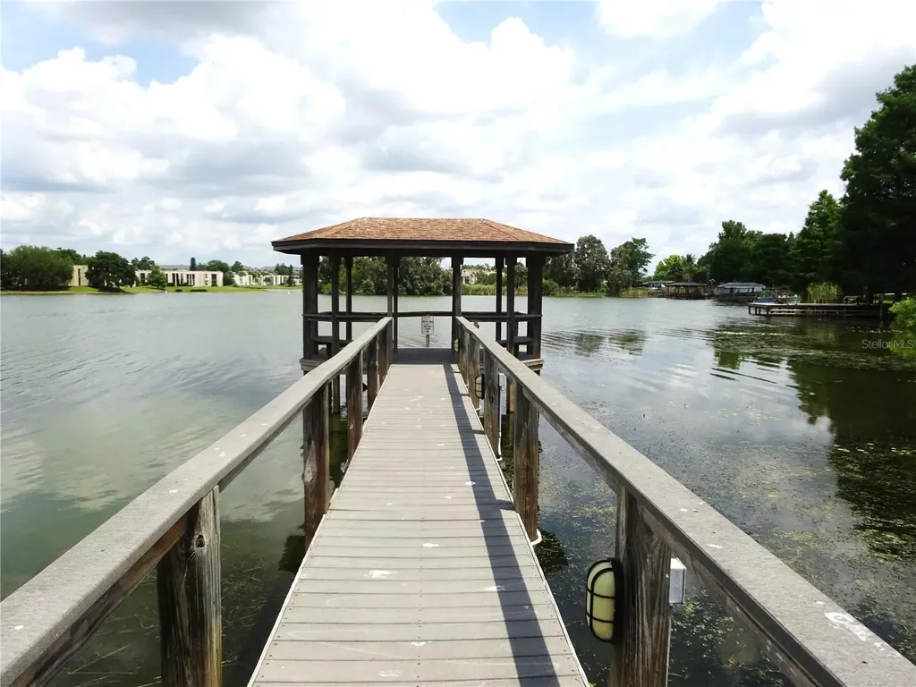 672 Post Oak Circle Altamonte Springs FL 32701