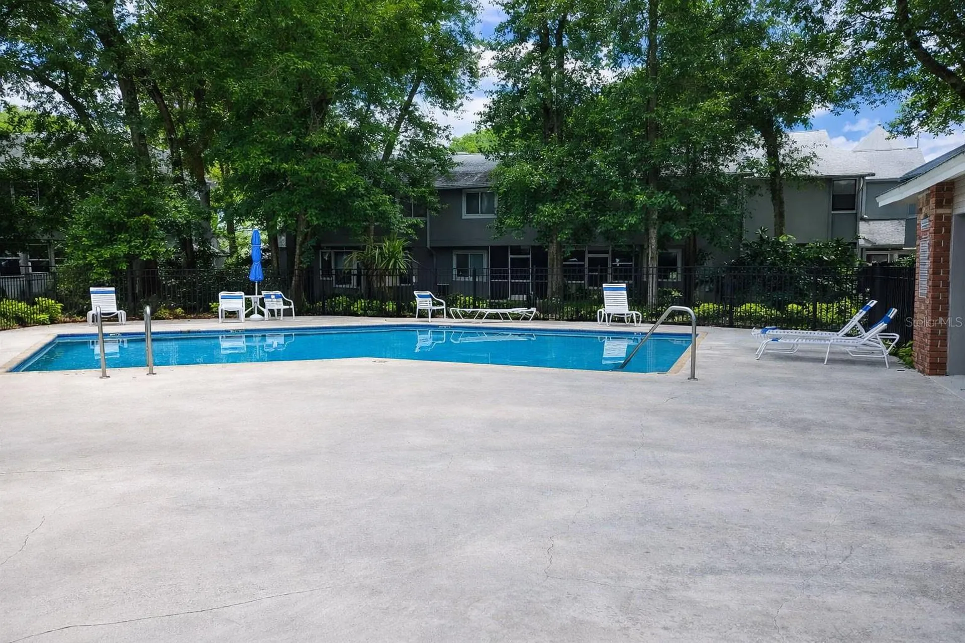 672 Post Oak Circle Altamonte Springs FL 32701