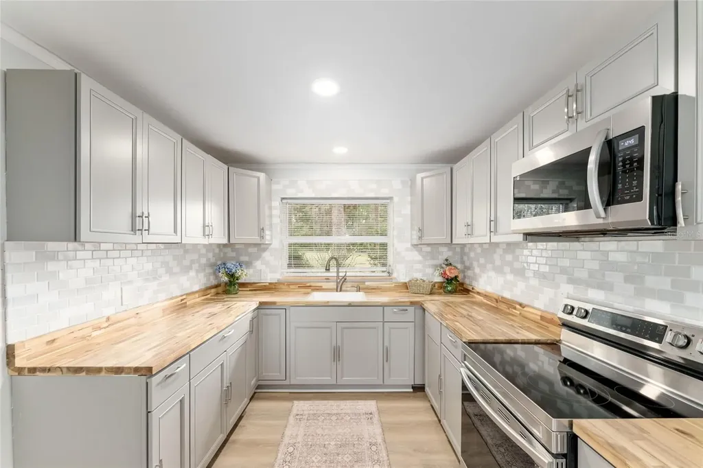 19938 Burkitt Road Dunnellon FL 34432