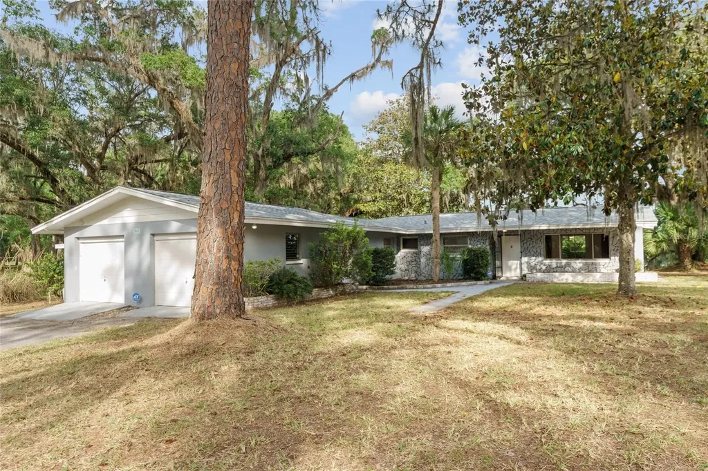 19938 Burkitt Road Dunnellon FL 34432