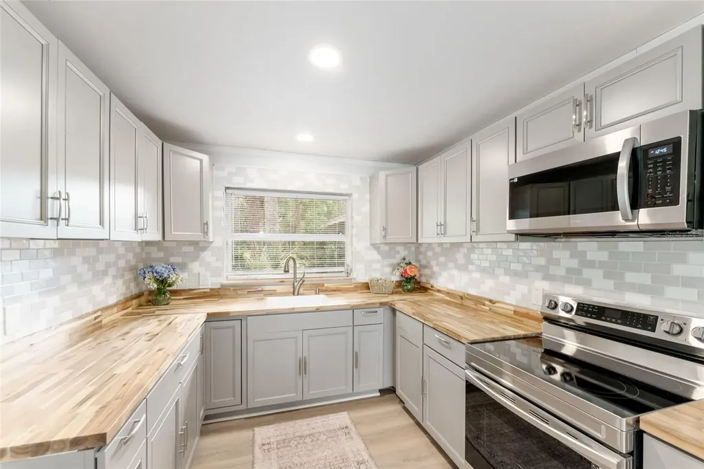 19938 Burkitt Road Dunnellon FL 34432