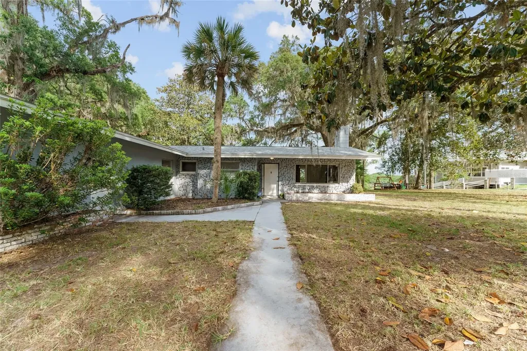 19938 Burkitt Road Dunnellon FL 34432