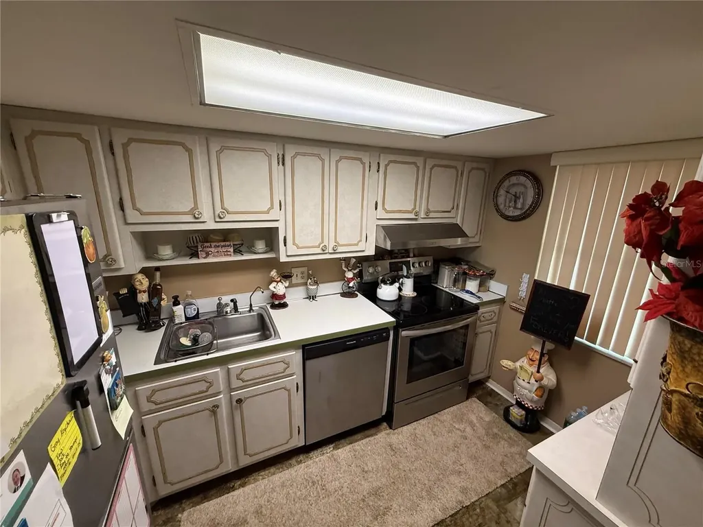 700 Mirror Terrace NW Winter Haven FL 33881