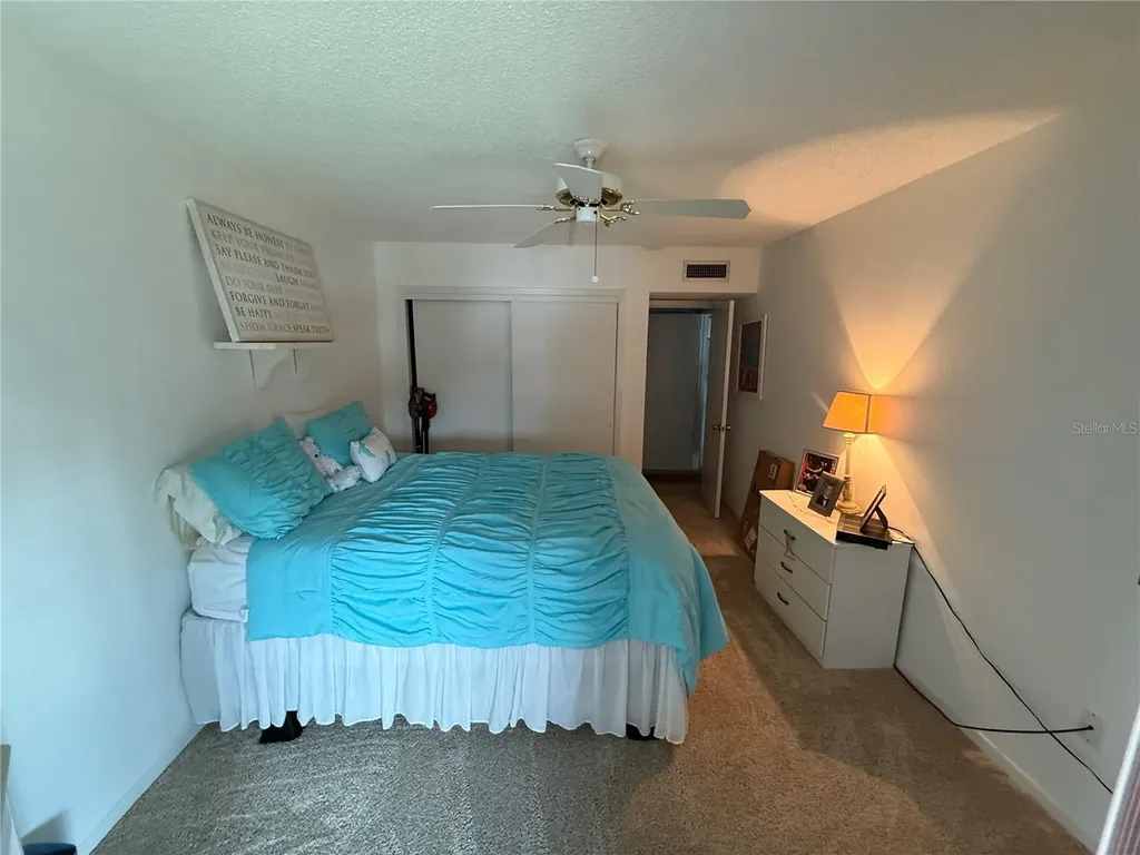 700 Mirror Terrace NW Winter Haven FL 33881