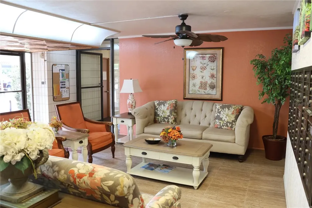 700 Mirror Terrace NW Winter Haven FL 33881