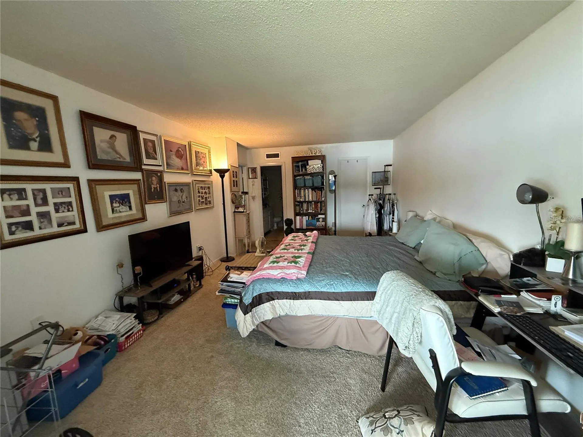 700 Mirror Terrace NW Winter Haven FL 33881
