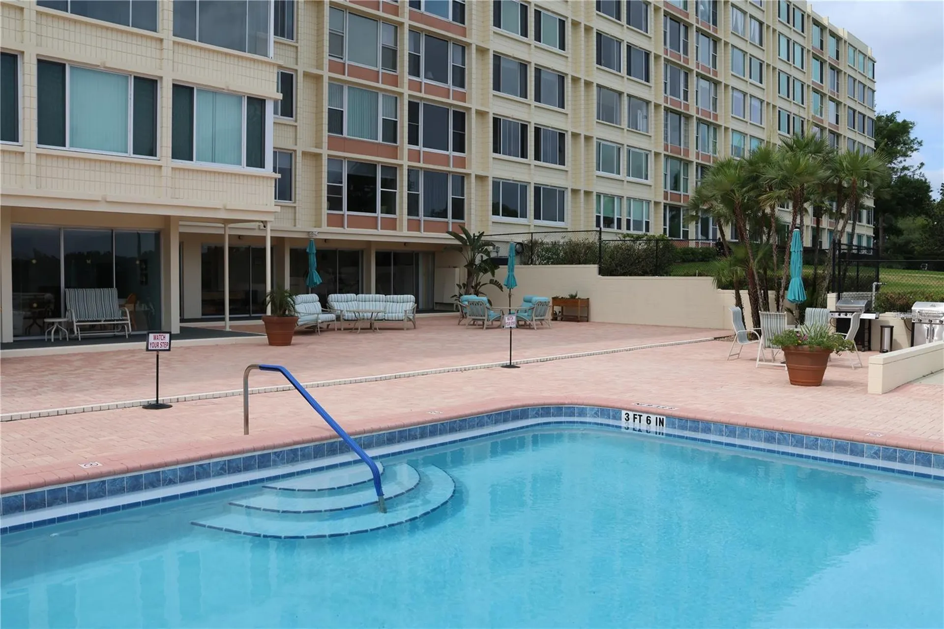 700 Mirror Terrace NW Winter Haven FL 33881
