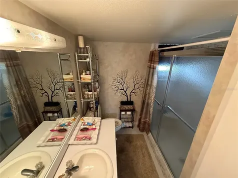 700 Mirror Terrace NW Winter Haven FL 33881
