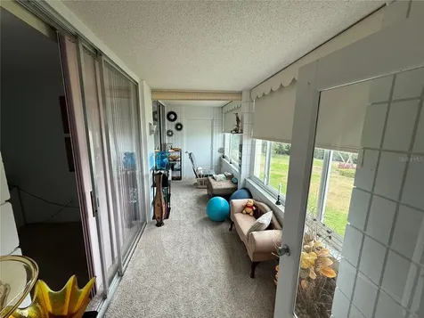 700 Mirror Terrace NW Winter Haven FL 33881