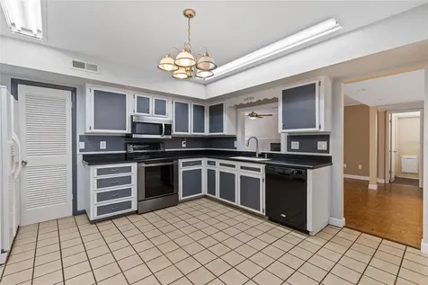 1826 NW 21st Street Gainesville FL 32605