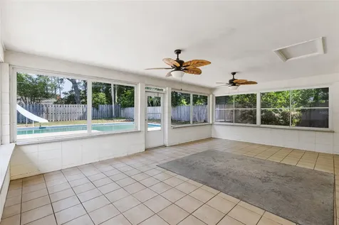 1826 NW 21st Street Gainesville FL 32605