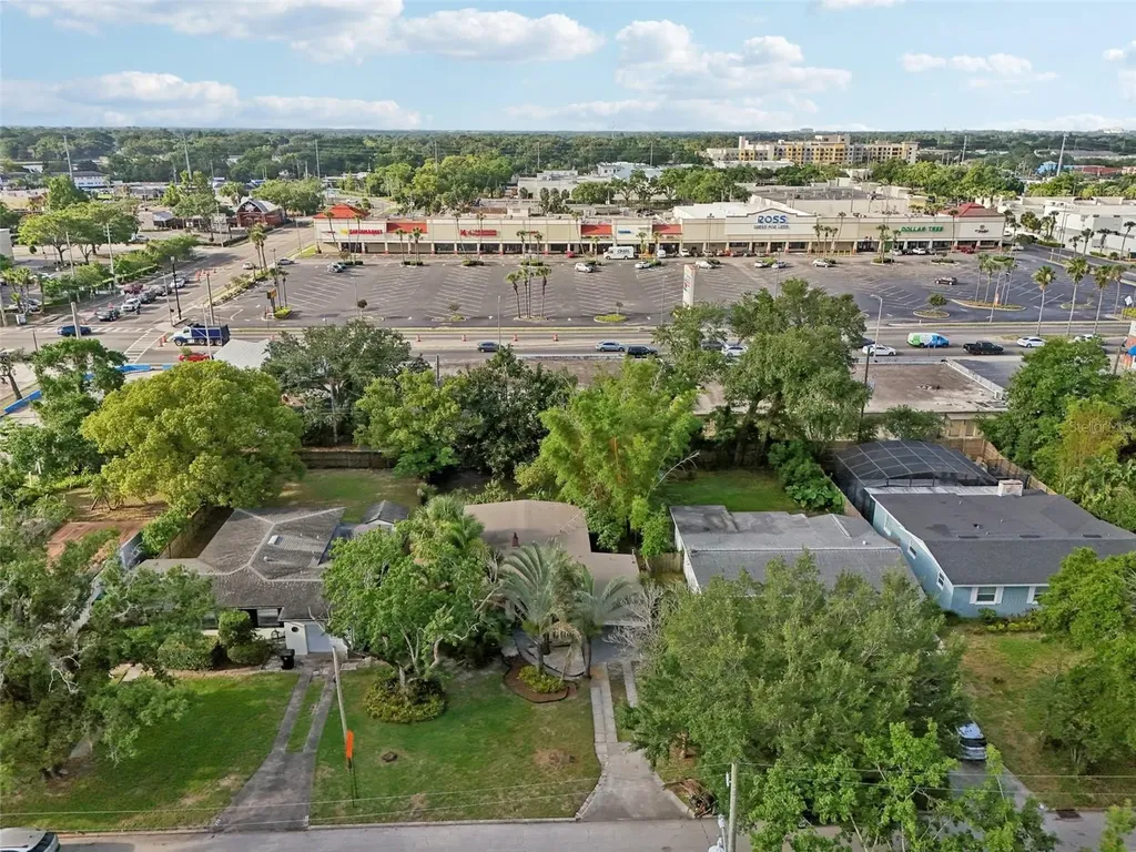 318 E Jersey Street Orlando FL 32806