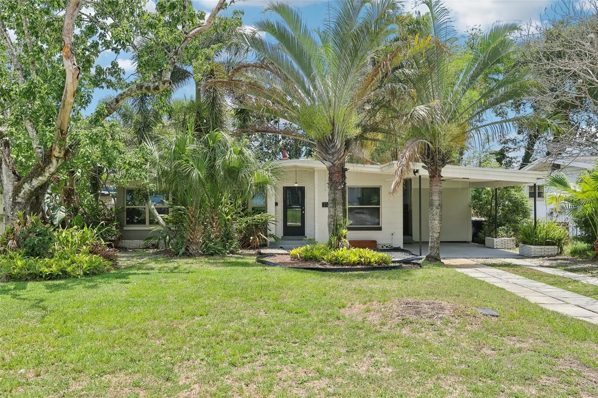 318 E Jersey Street Orlando FL 32806