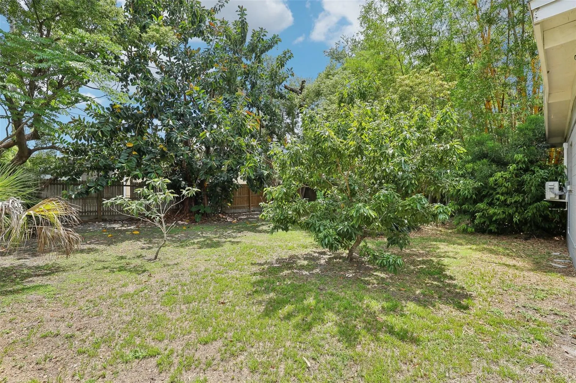 318 E Jersey Street Orlando FL 32806