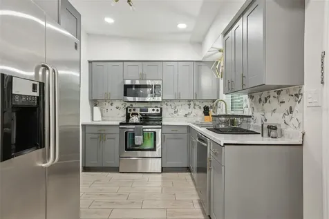 318 E Jersey Street Orlando FL 32806
