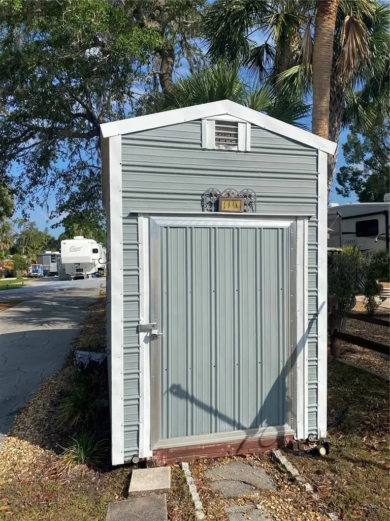 2914 NE 103rd Avenue Silver Springs FL 34488