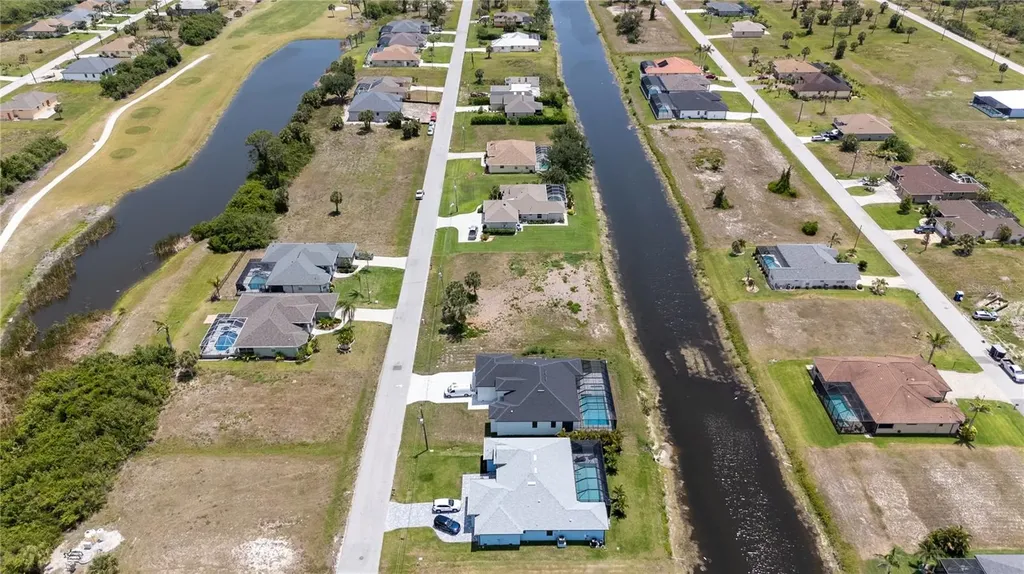 227 & 229 Tournament Road Rotonda West FL 33947