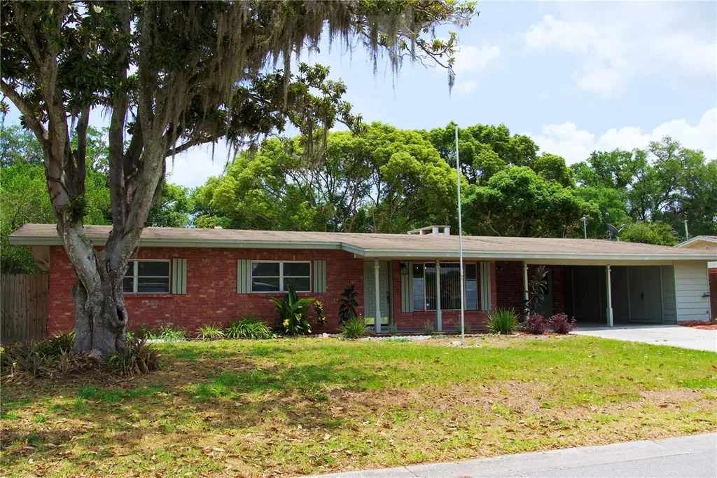 5801 Poinciana Avenue Lakeland FL 33809