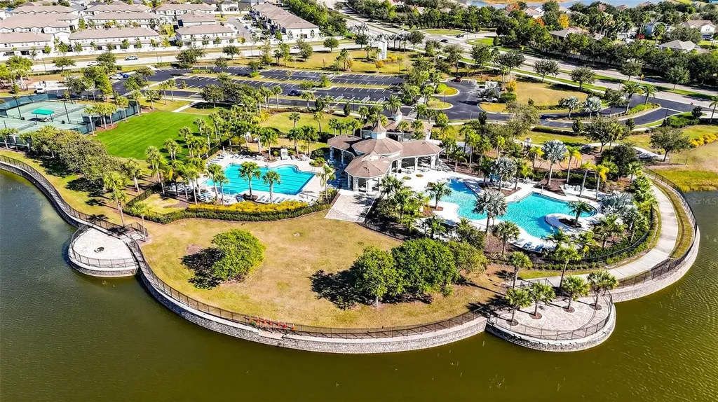 9616 Lemon Drop Loop Sun City Center FL 33573