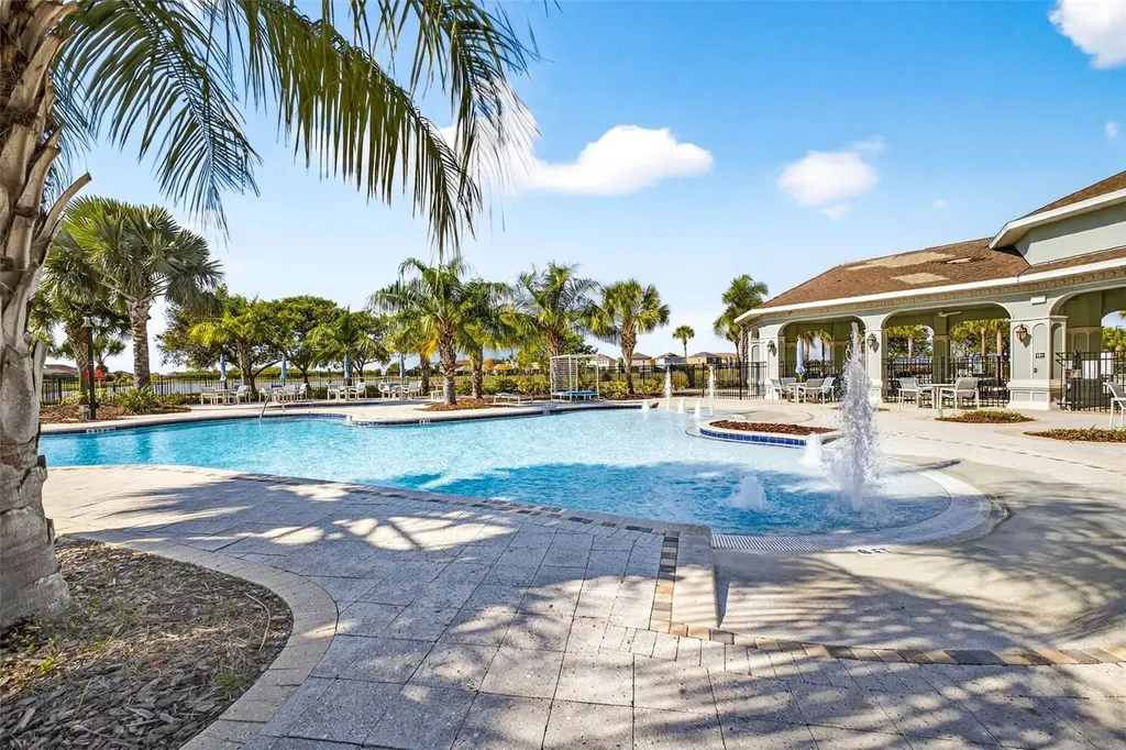 9616 Lemon Drop Loop Sun City Center FL 33573
