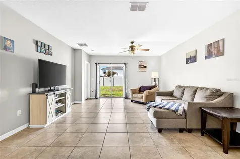 9616 Lemon Drop Loop Sun City Center FL 33573