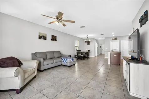 9616 Lemon Drop Loop Sun City Center FL 33573
