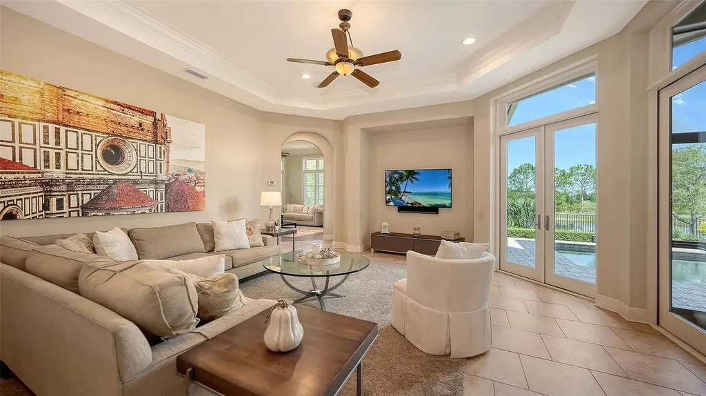 8016 Bounty Lane Bradenton FL 34202