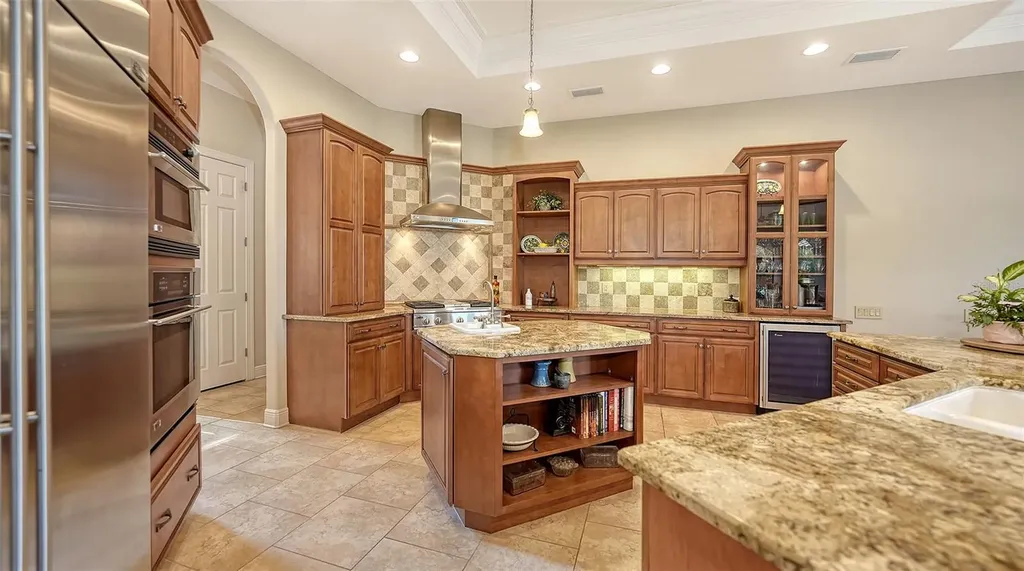 8016 Bounty Lane Bradenton FL 34202