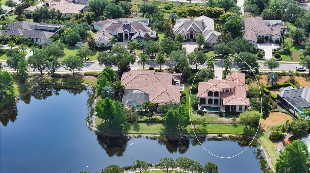 8016 Bounty Lane Bradenton FL 34202