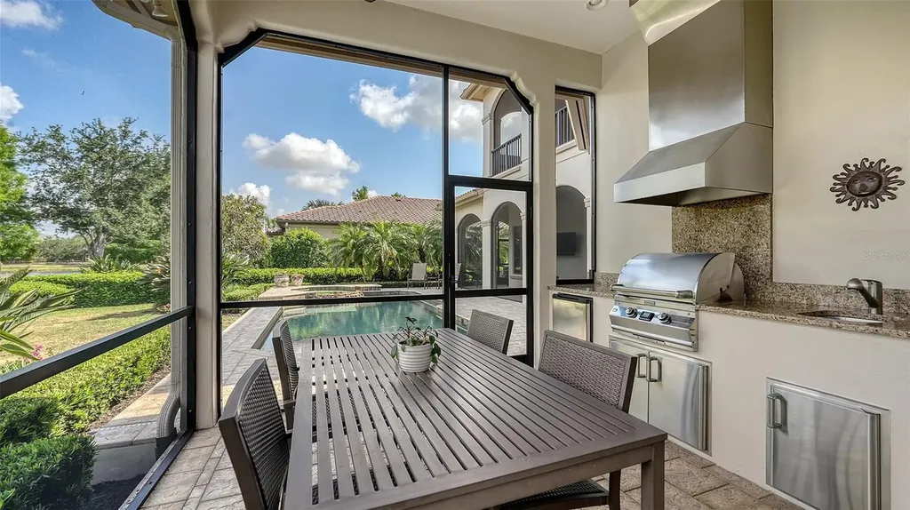 8016 Bounty Lane Bradenton FL 34202