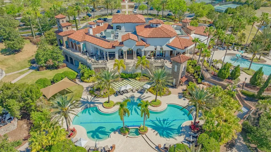 8016 Bounty Lane Bradenton FL 34202