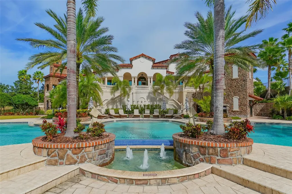 8016 Bounty Lane Bradenton FL 34202