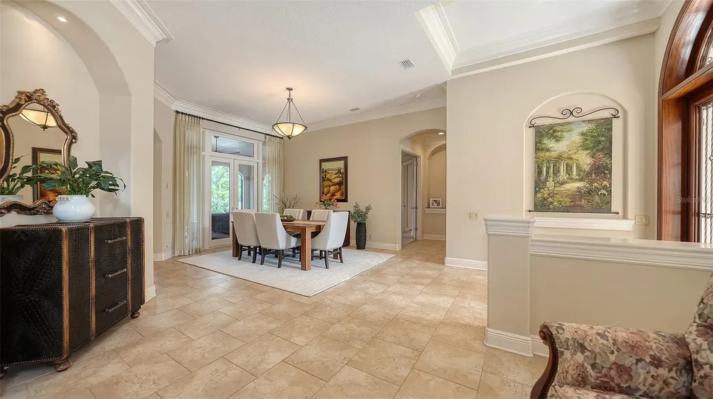 8016 Bounty Lane Bradenton FL 34202