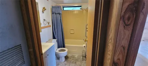 100 Pine Drive Kenansville FL 34739