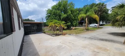 100 Pine Drive Kenansville FL 34739