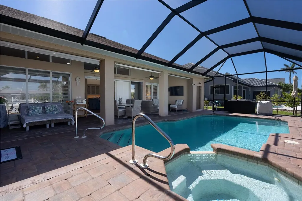 5228 SW 8th Court Cape Coral FL 33914
