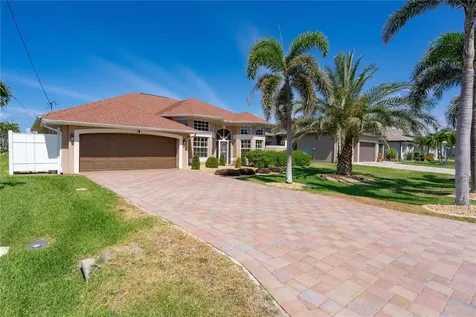5228 SW 8th Court Cape Coral FL 33914