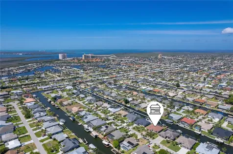 5228 SW 8th Court Cape Coral FL 33914