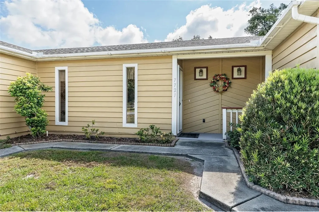 7721 Forest Way Lakeland FL 33810