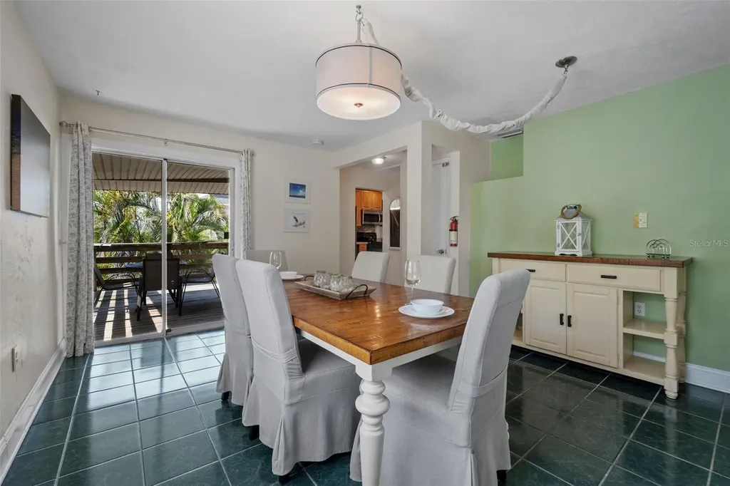 3018 Gulf Drive Holmes Beach FL 34217