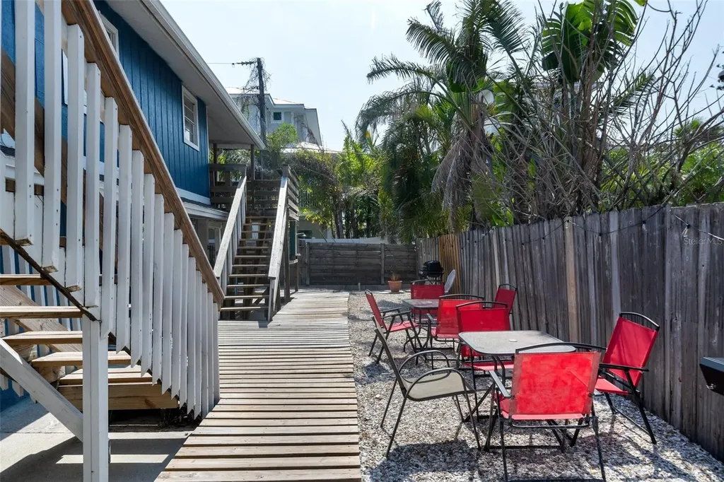 3018 Gulf Drive Holmes Beach FL 34217