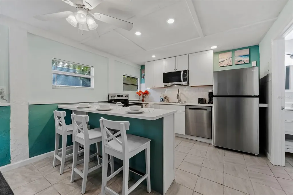 3018 Gulf Drive Holmes Beach FL 34217