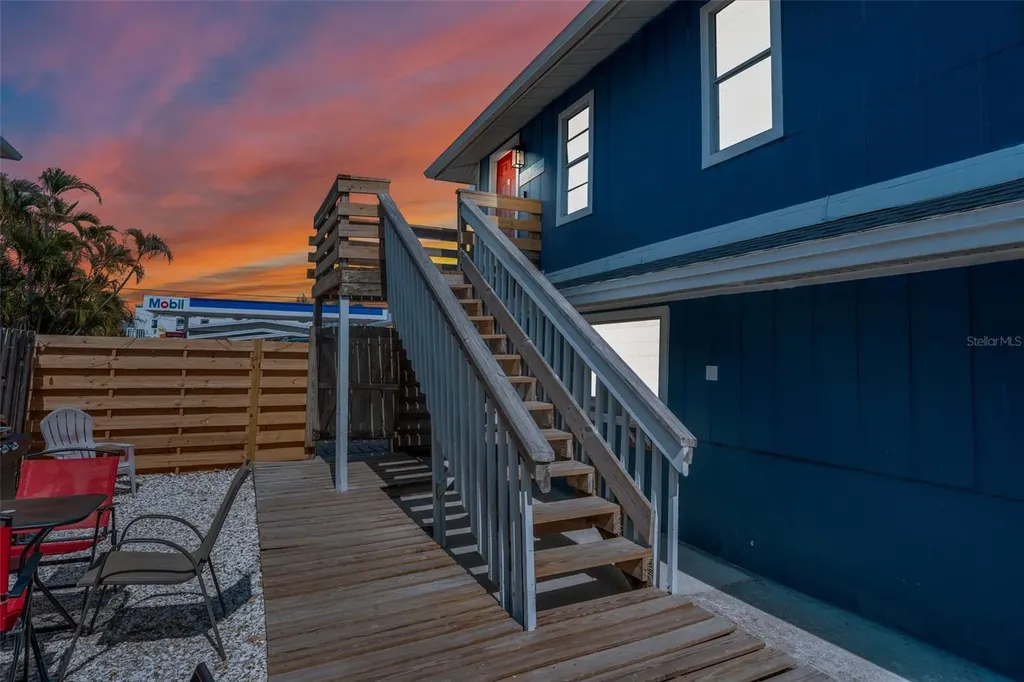 3018 Gulf Drive Holmes Beach FL 34217