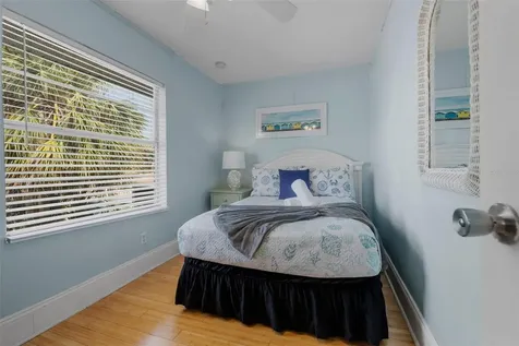 3018 Gulf Drive Holmes Beach FL 34217