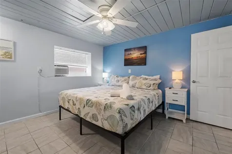 3018 Gulf Drive Holmes Beach FL 34217